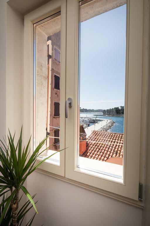 Apartment Shambala Sea View โรวีน ภายนอก รูปภาพ